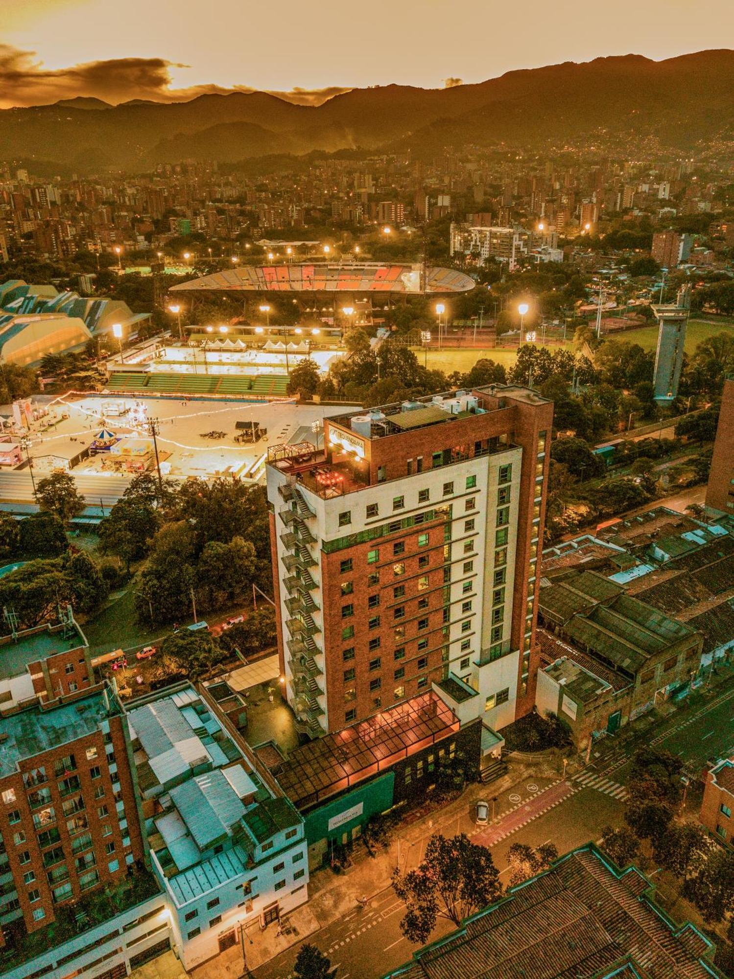 Tequendama Hotel Medellin - Estadio Exterior photo